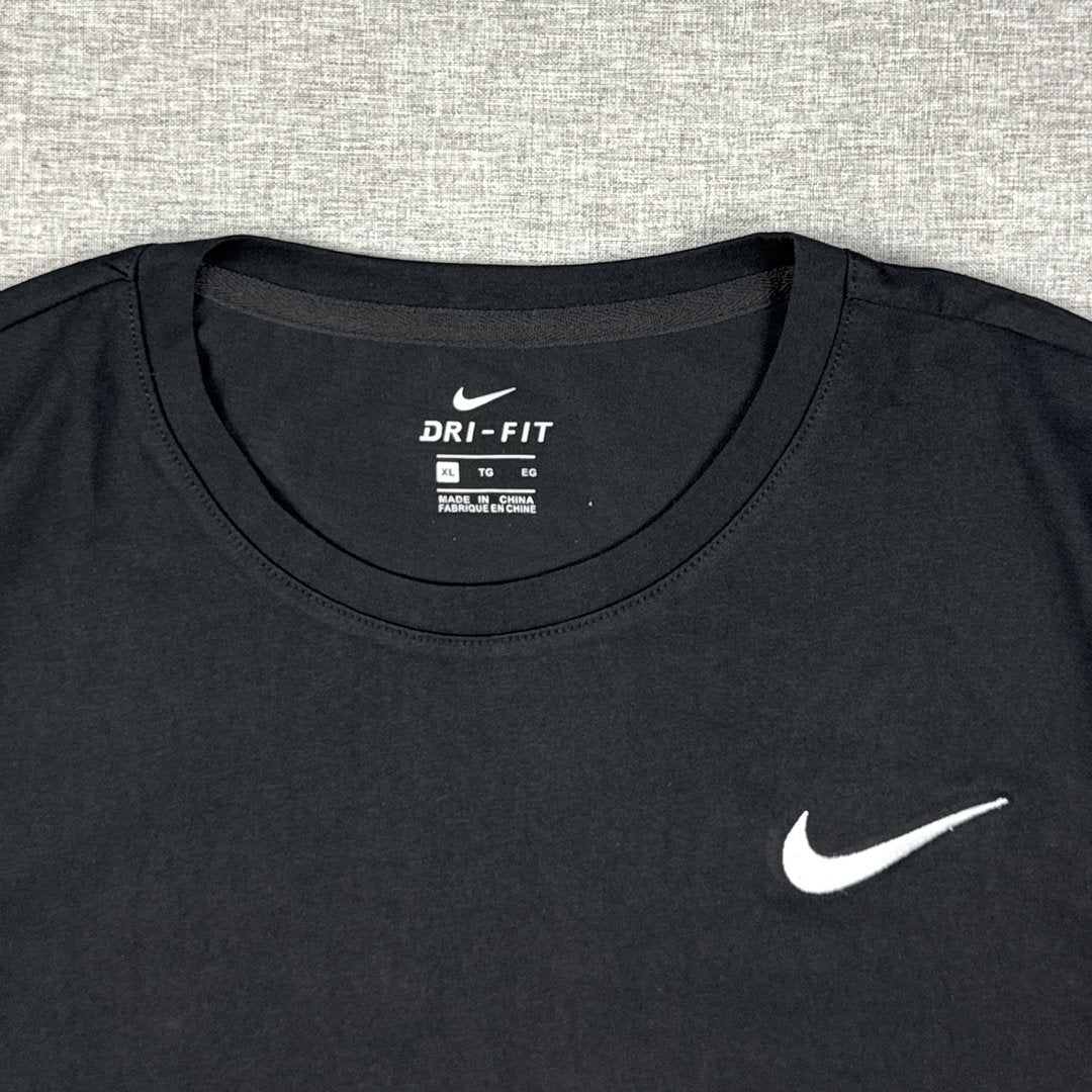 Nike DriFit Shirt
