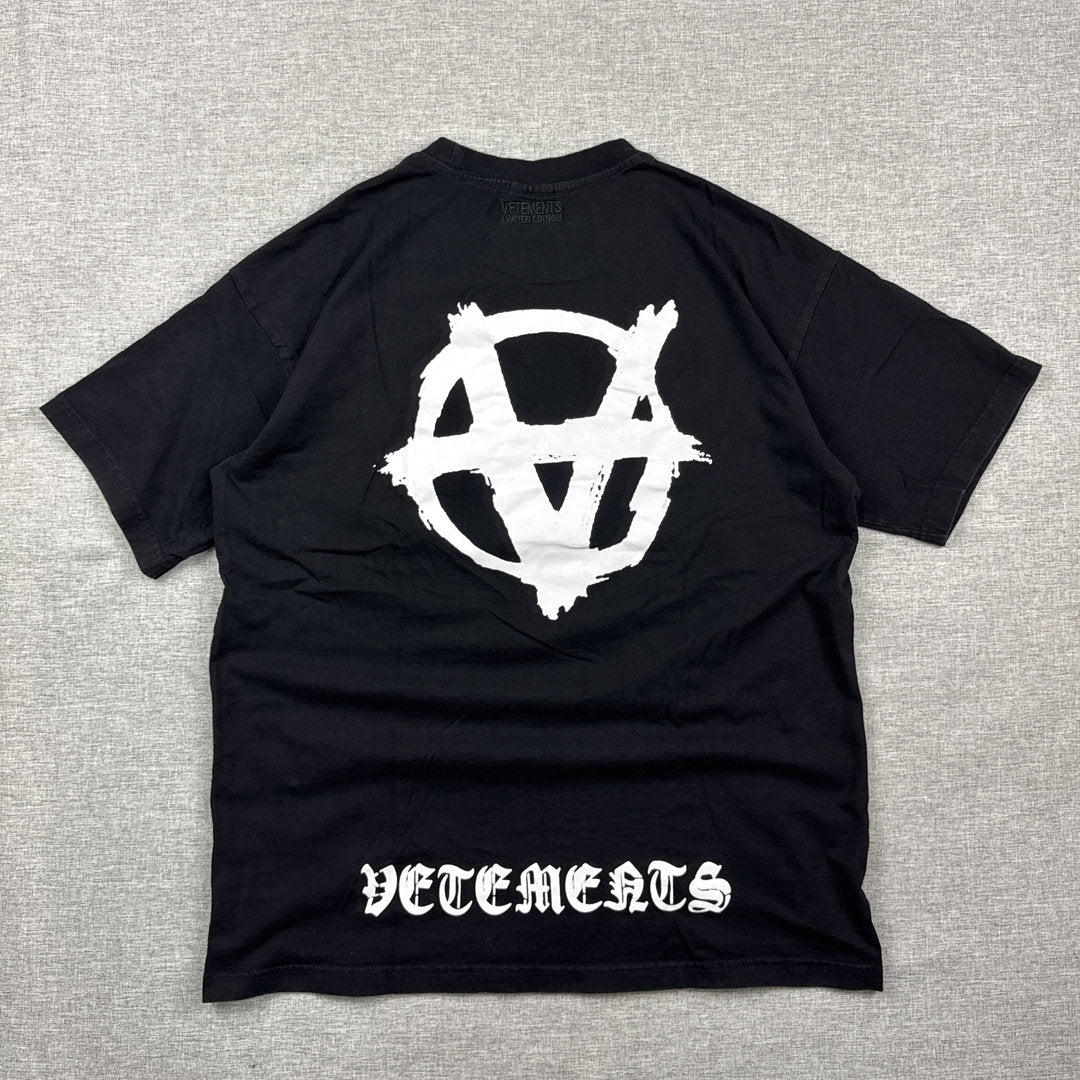 Vetements A LOGO