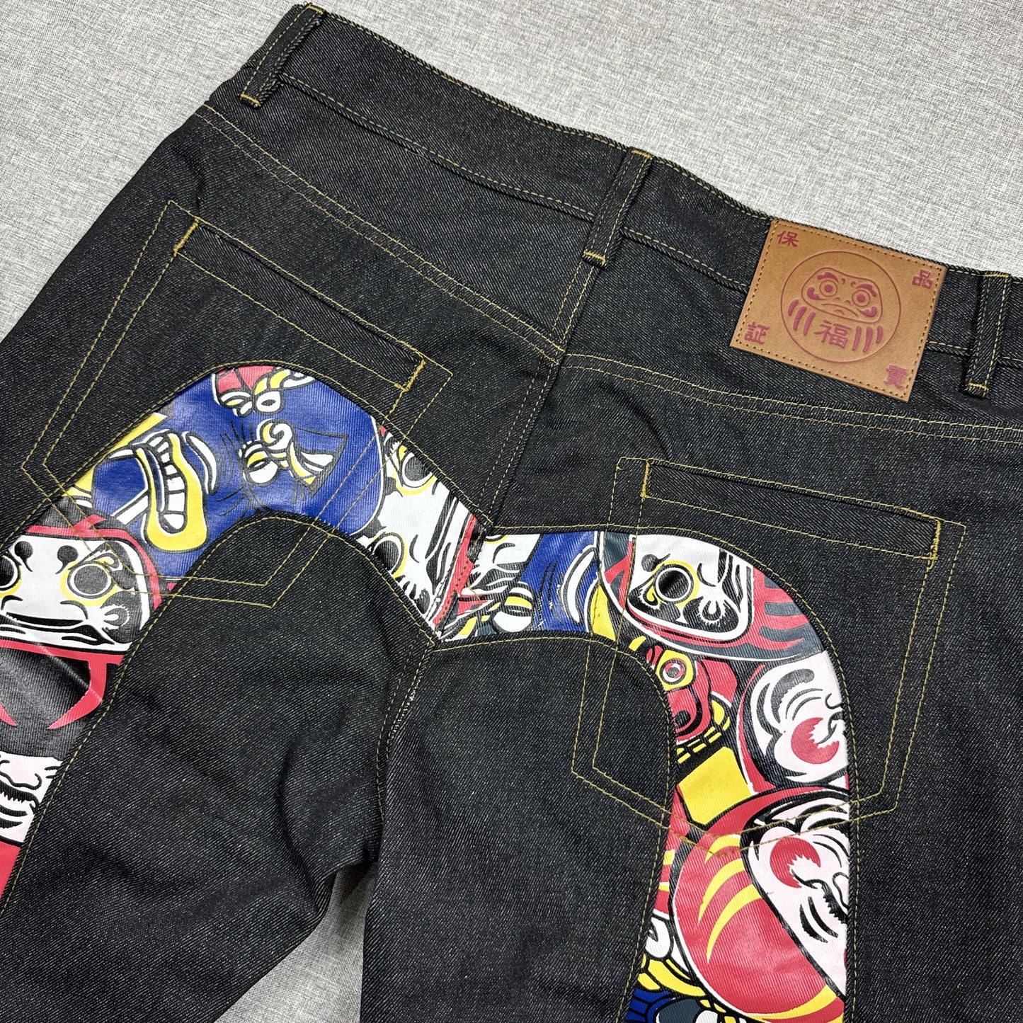 Evisu Logo Design Jorts